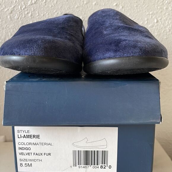 NIB Lori Goldstein Collection Indigo Blue Flats Size 8.5M - Picture 2 of 9